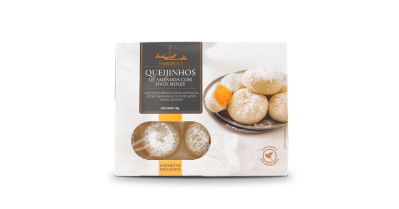 Queijinhos de amêndoa com ovos moles